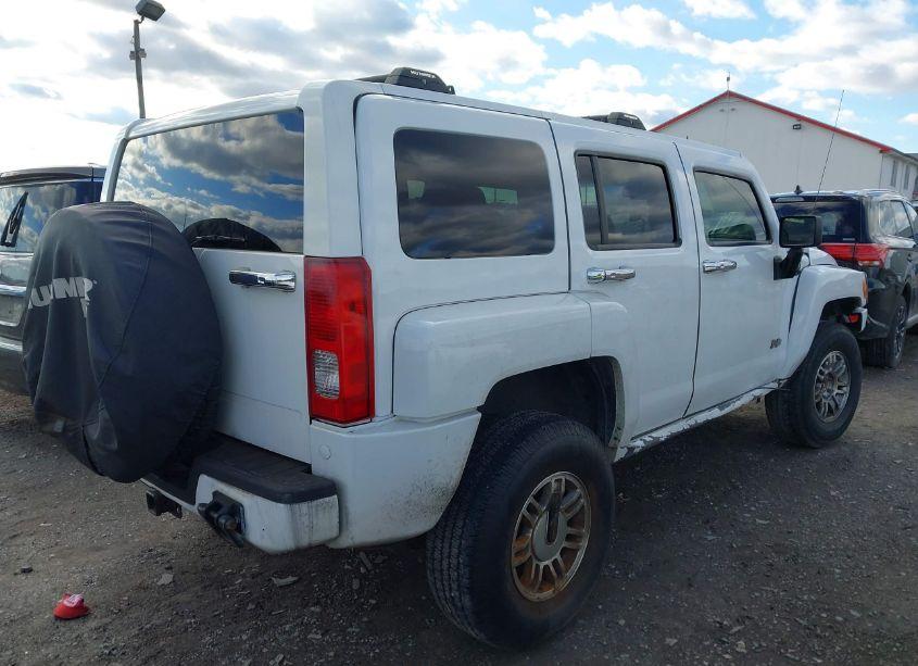 Photo 4 of 2006 Hummer H3 SUV (VIN 5GTDN136268196986)