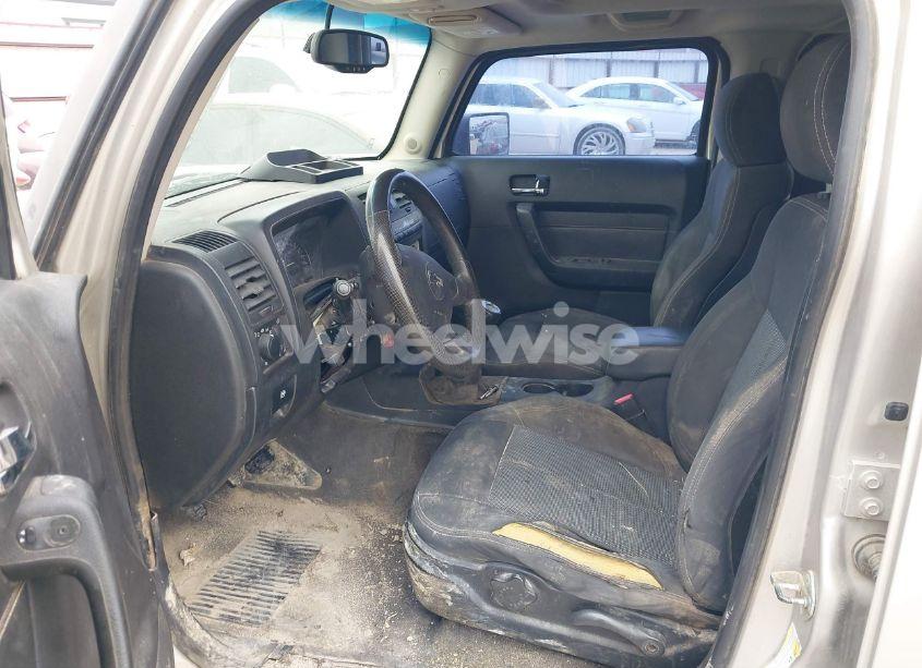 Photo 12 of 2006 Hummer H3 SUV (VIN 5GTDN136468312186)