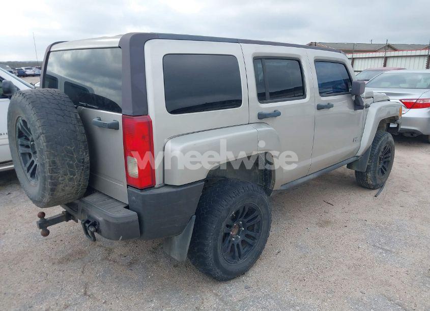 Photo 4 of 2006 Hummer H3 SUV (VIN 5GTDN136468312186)