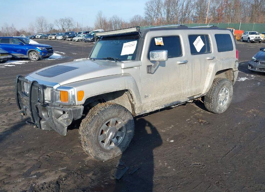 Photo 2 of 2006 Hummer H3 SUV (VIN 5GTDN136568143585)