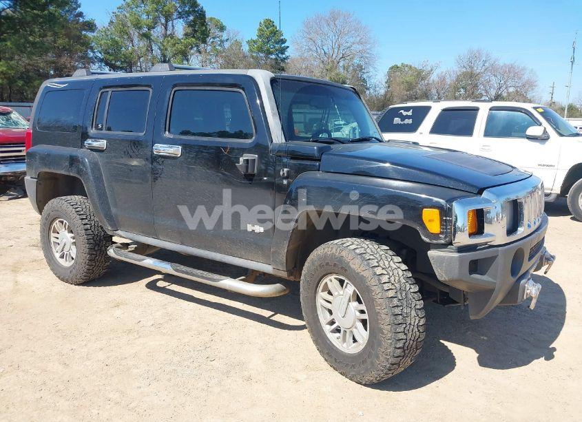 2006 Hummer H3 SUV (VIN 5GTDN136568328414) main photo