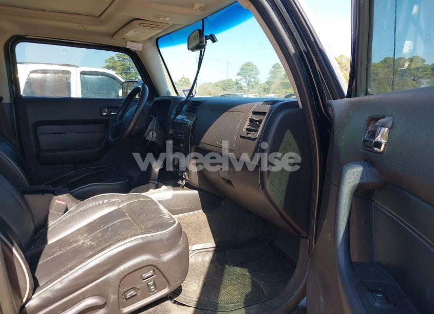 Photo 5 of 2006 Hummer H3 SUV (VIN 5GTDN136568328414)