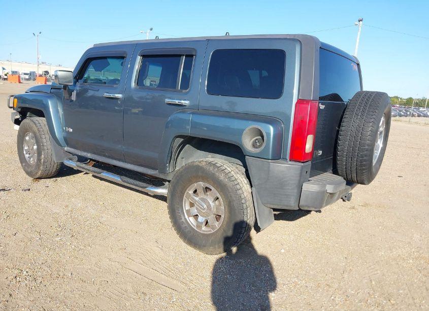 Photo 3 of 2006 Hummer H3 SUV (VIN 5GTDN136868130488)