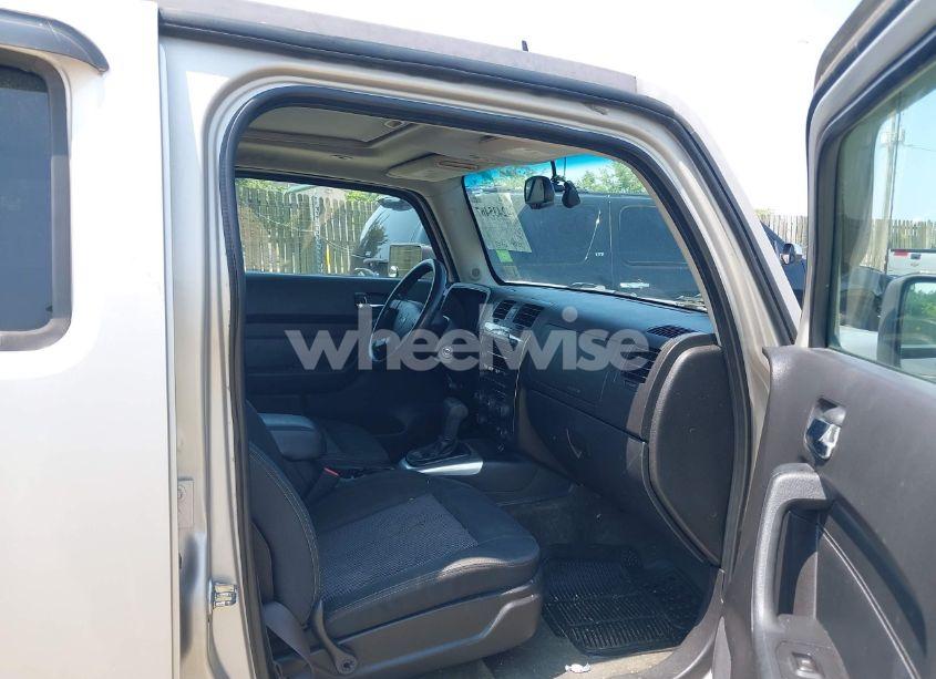 Photo 5 of 2006 Hummer H3 SUV (VIN 5GTDN136968276253)