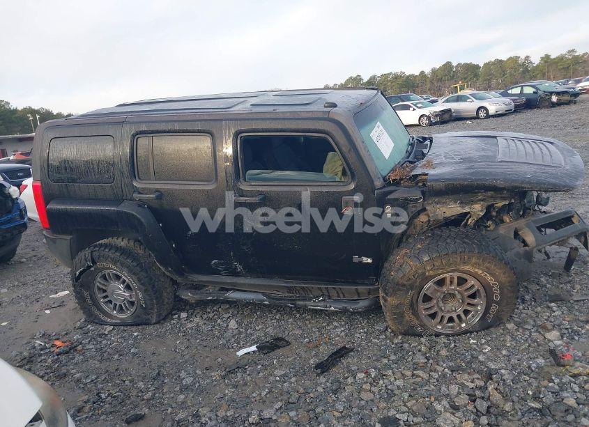 Photo 13 of 2007 Hummer H3 SUV (VIN 5GTDN13E178105912)