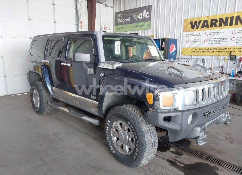 2007 Hummer H3 SUV (VIN 5GTDN13E178139543) main photo
