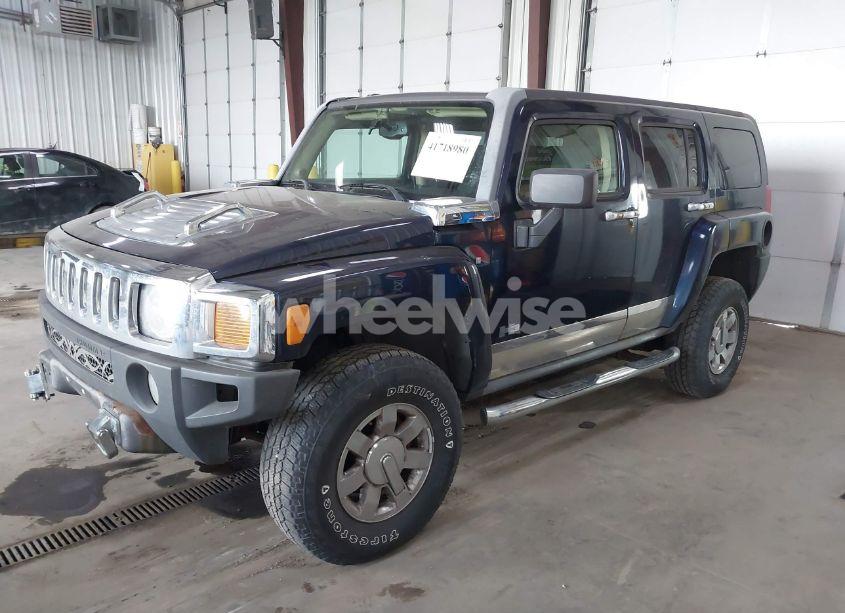 Photo 2 of 2007 Hummer H3 SUV (VIN 5GTDN13E178139543)