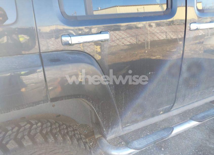 Photo 6 of 2007 Hummer H3 SUV (VIN 5GTDN13E178203953)