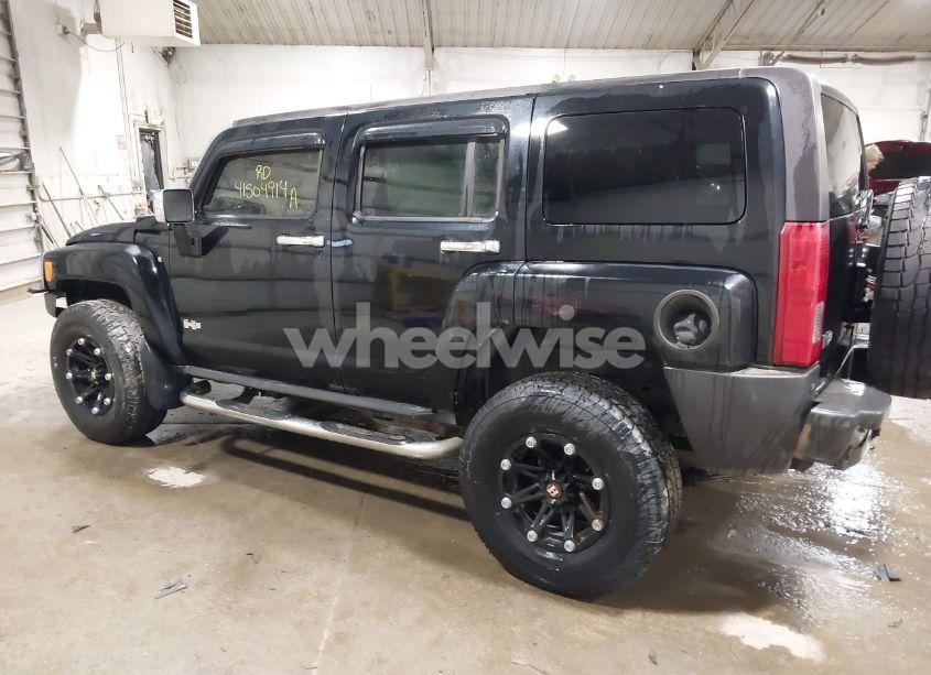 Photo 3 of 2007 Hummer H3 SUV (VIN 5GTDN13E478133025)