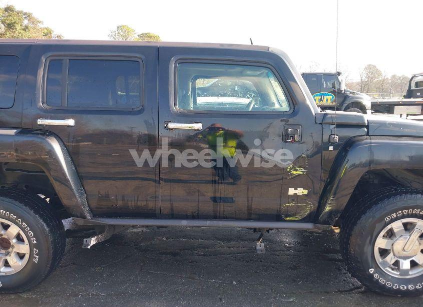 Photo 13 of 2007 Hummer H3 SUV (VIN 5GTDN13E578165918)