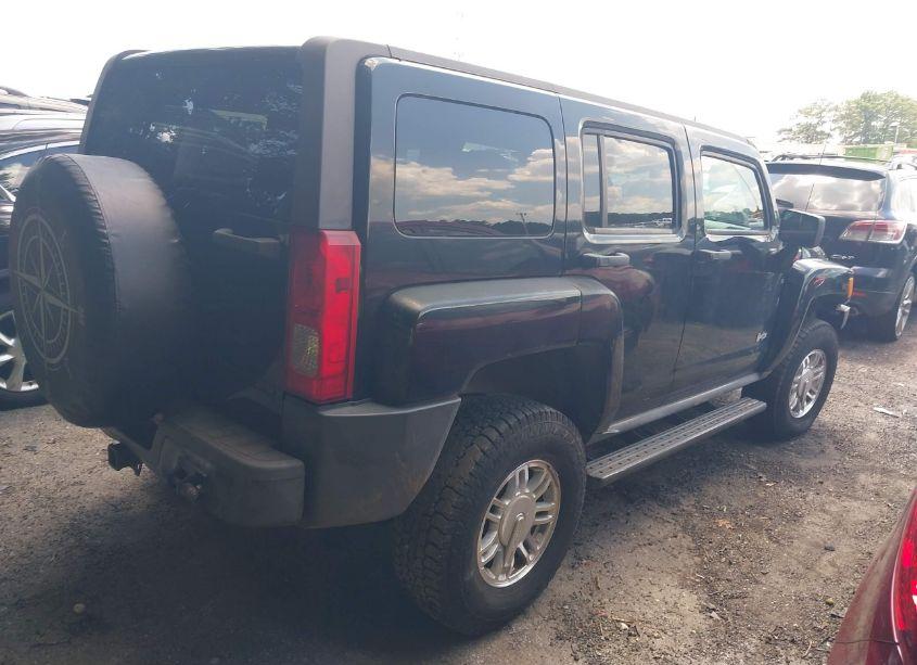 Photo 4 of 2007 Hummer H3 SUV (VIN 5GTDN13E678181657)