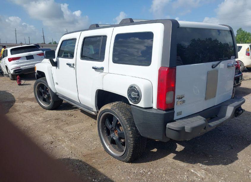 Photo 3 of 2007 Hummer H3 SUV (VIN 5GTDN13E678224426)
