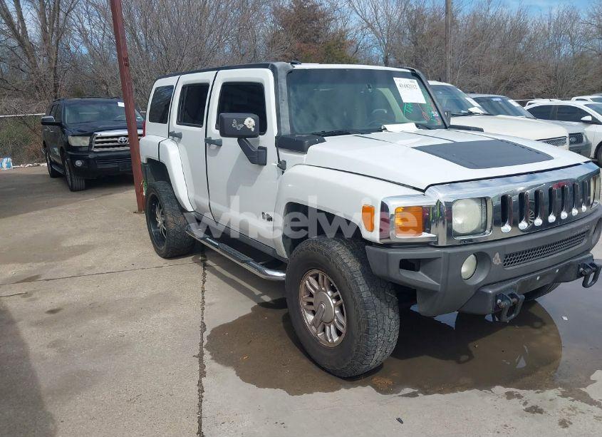 2007 Hummer H3 SUV (VIN 5GTDN13E978142657) main photo