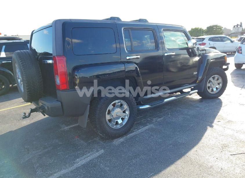 Photo 4 of 2007 Hummer H3 SUV (VIN 5GTDN13E978221665)