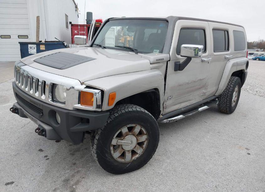 Photo 2 of 2007 Hummer H3 SUV (VIN 5GTDN13EX78103737)