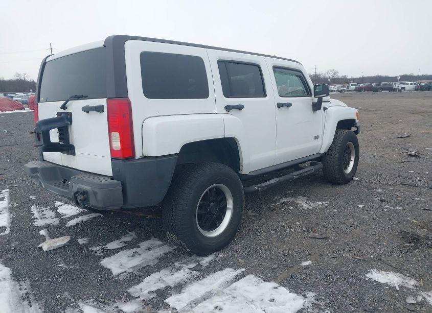 Photo 4 of 2007 Hummer H3 SUV (VIN 5GTDN13EX78221187)