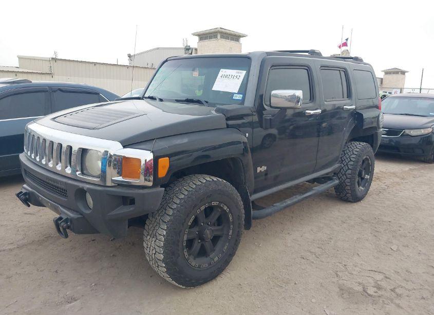 Photo 2 of 2007 Hummer H3 SUV (VIN 5GTDN13EX78234957)