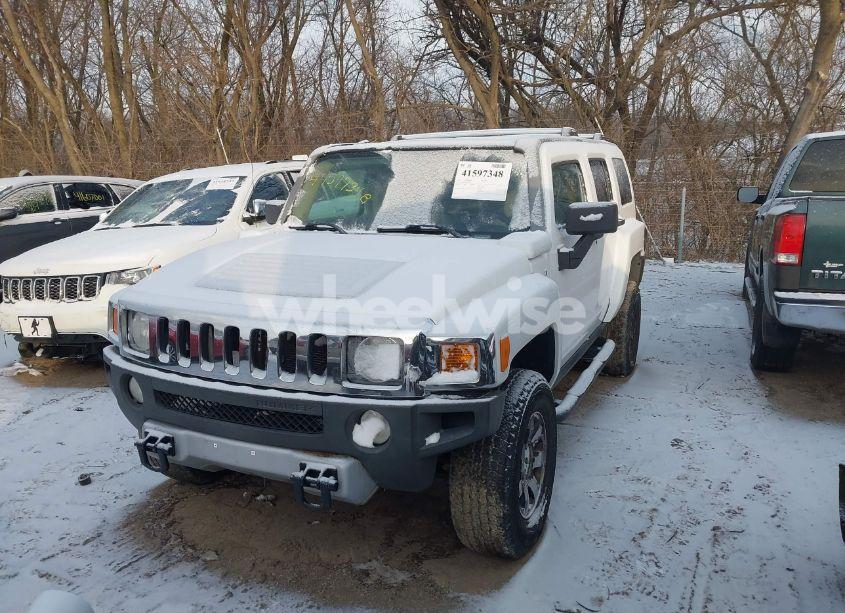 Photo 2 of 2009 Hummer H3 SUV (VIN 5GTEN13E298116389)