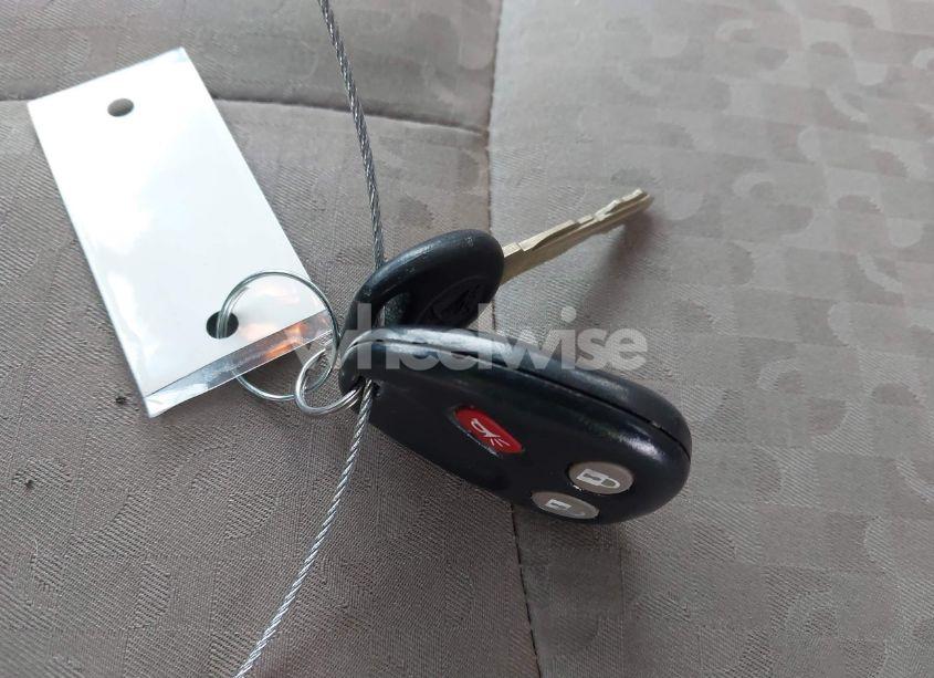 Photo 11 of 2005 Saturn Vue 4 CYL (VIN 5GZCZ23D05S860293)