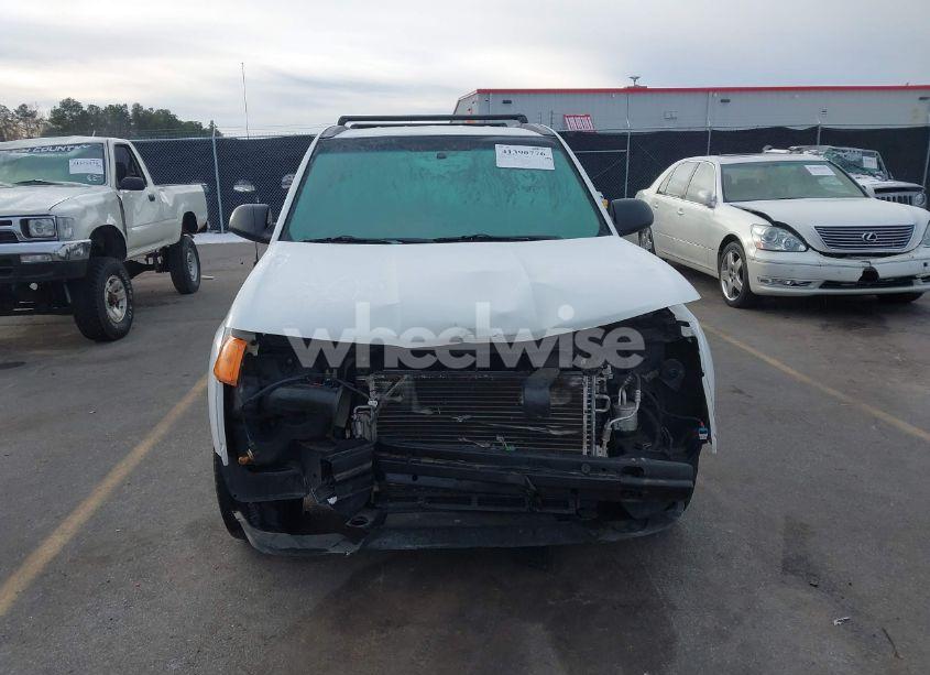 Photo 13 of 2005 Saturn Vue 4 CYL (VIN 5GZCZ23D05S860293)