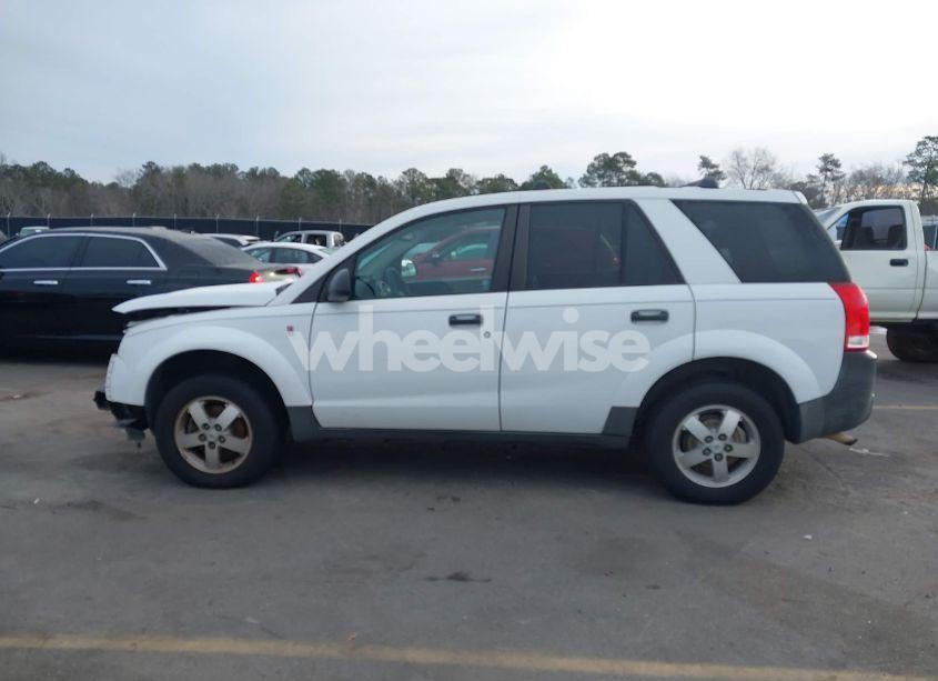 Photo 15 of 2005 Saturn Vue 4 CYL (VIN 5GZCZ23D05S860293)