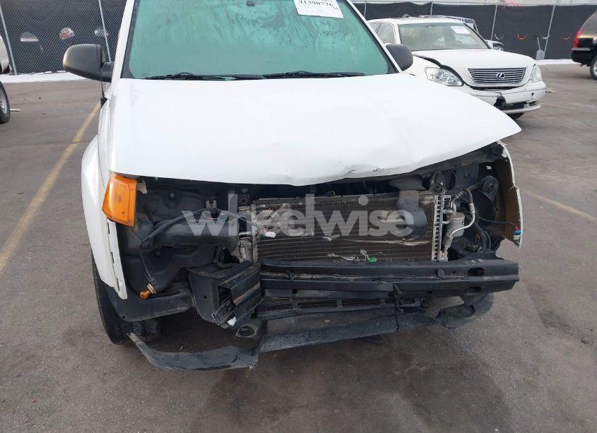 Photo 6 of 2005 Saturn Vue 4 CYL (VIN 5GZCZ23D05S860293)