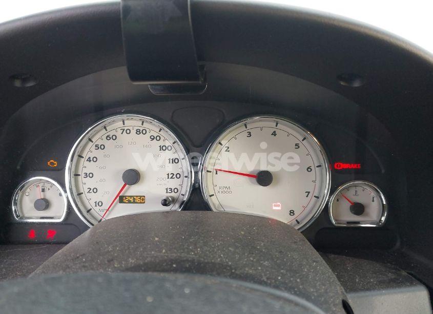 Photo 7 of 2005 Saturn Vue 4 CYL (VIN 5GZCZ23D05S860293)