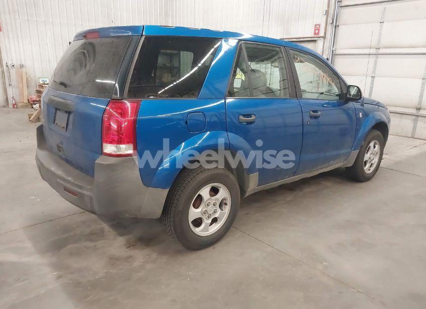 Photo 4 of 2003 Saturn Vue 4 CYL (VIN 5GZCZ23D13S915248)