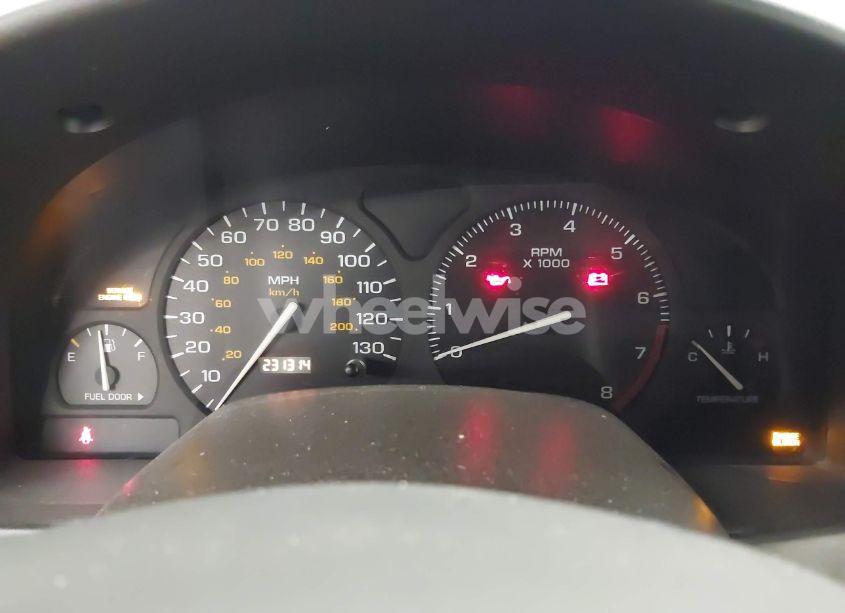 Photo 7 of 2003 Saturn Vue 4 CYL (VIN 5GZCZ23D13S915248)