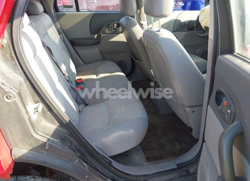 Photo 8 of 2002 Saturn Vue 4 CYL (VIN 5GZCZ23D22S813892)