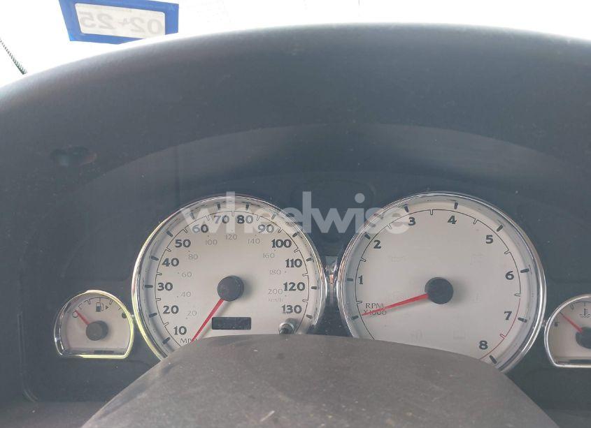 Photo 7 of 2005 Saturn Vue 4 CYL (VIN 5GZCZ23D35S828082)