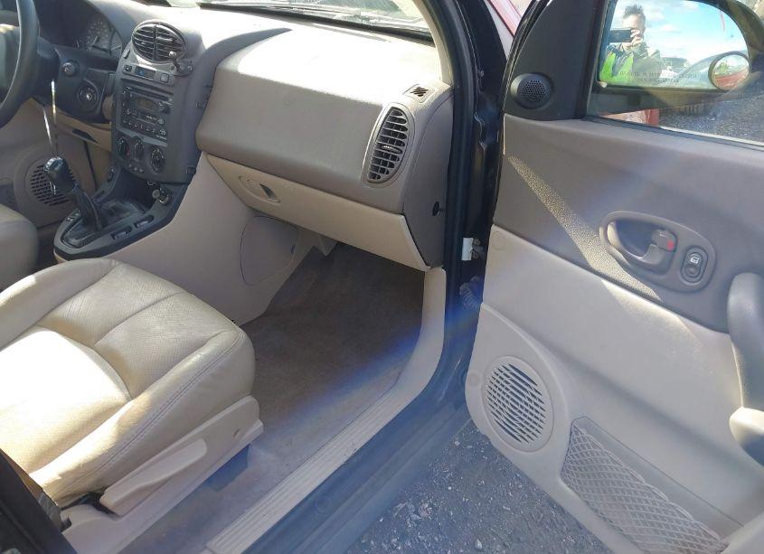 Photo 5 of 2003 Saturn Vue 4 CYL (VIN 5GZCZ23D63S909123)