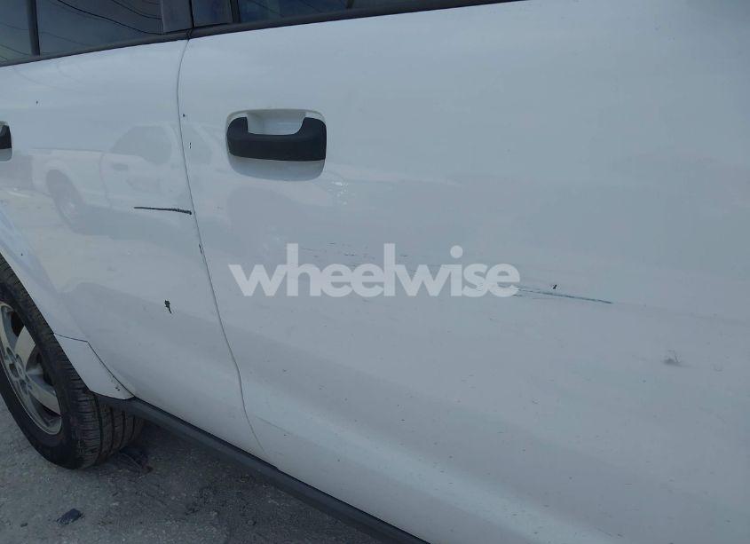 Photo 6 of 2006 Saturn Vue 4 CYL (VIN 5GZCZ23D86S841542)