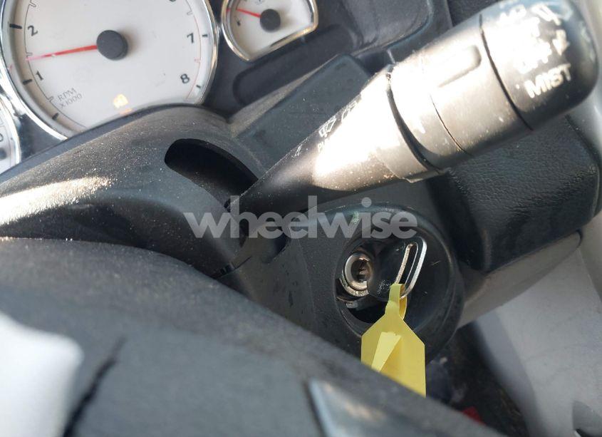 Photo 11 of 2006 Saturn Vue 4 CYL (VIN 5GZCZ23D96S813409)