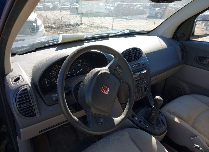 Photo 13 of 2003 Saturn Vue 4 CYL (VIN 5GZCZ23DX3S827248)