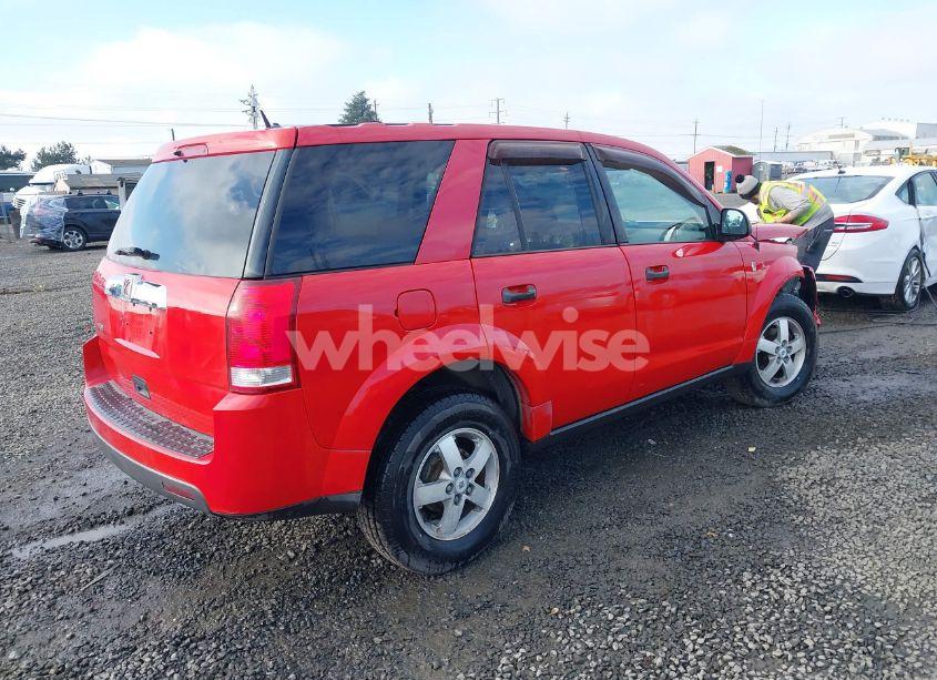 Photo 4 of 2006 Saturn Vue 4 CYL (VIN 5GZCZ33D06S846210)