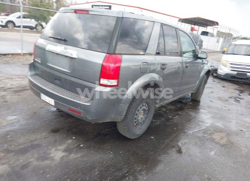 Photo 4 of 2007 Saturn Vue 4 CYL (VIN 5GZCZ33D07S811121)