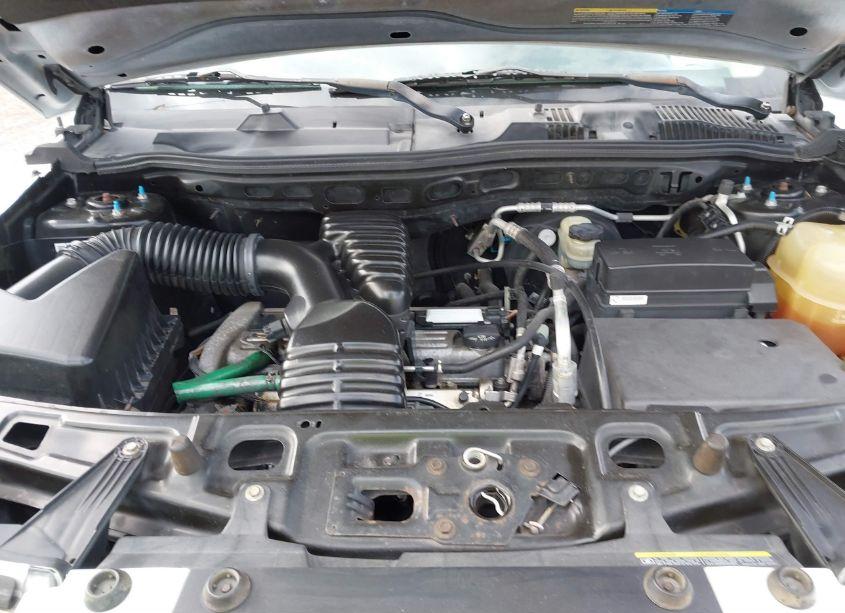 Photo 10 of 2007 Saturn Vue 4 CYL (VIN 5GZCZ33D07S820269)