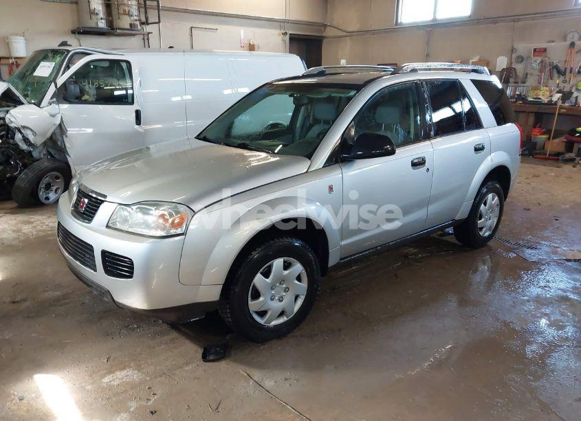Photo 2 of 2007 Saturn Vue 4 CYL (VIN 5GZCZ33D27S814781)