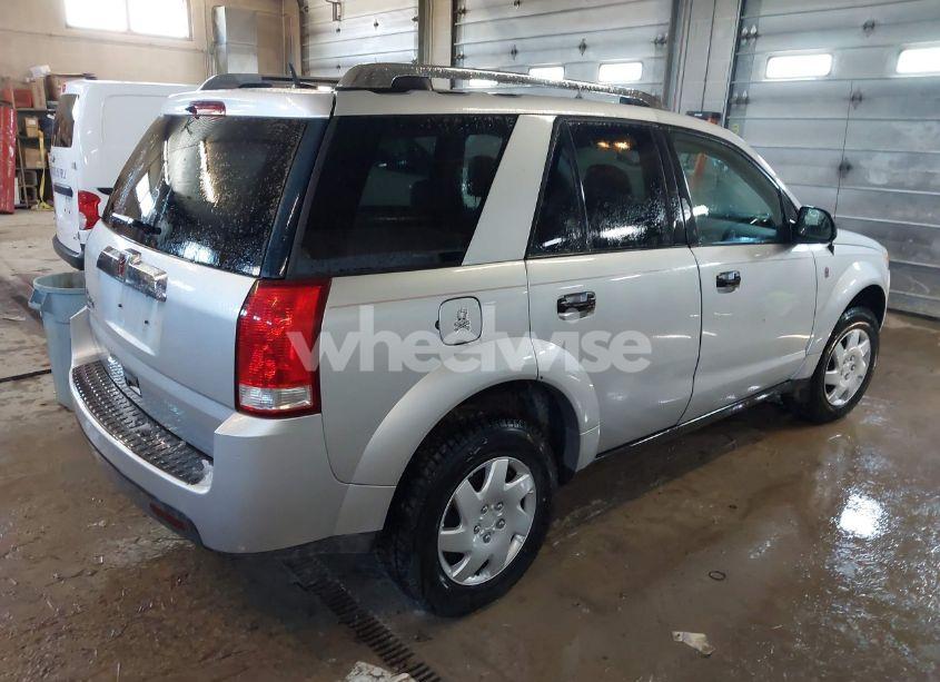 Photo 4 of 2007 Saturn Vue 4 CYL (VIN 5GZCZ33D27S814781)