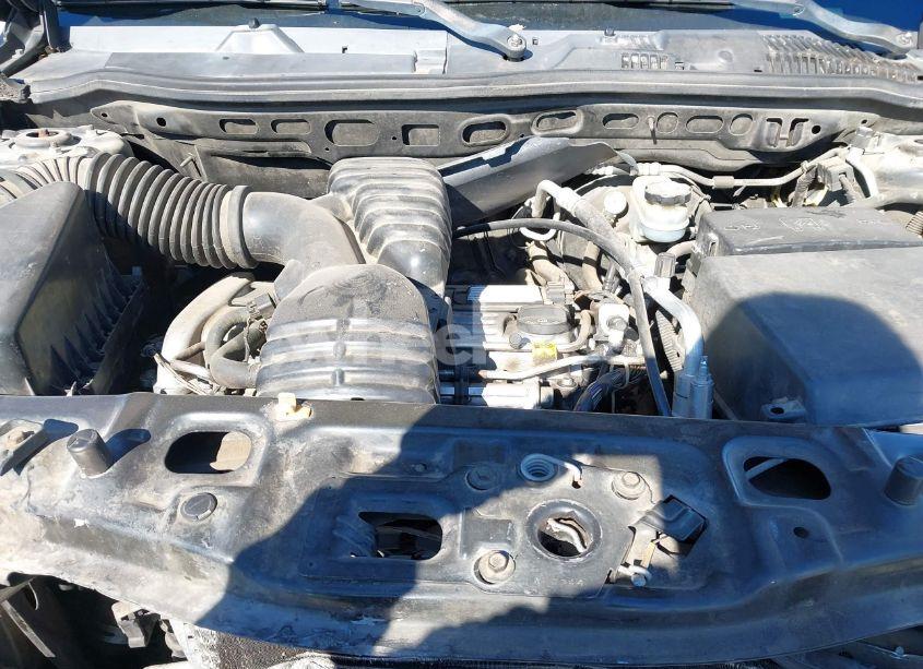 Photo 10 of 2005 Saturn Vue 4 CYL (VIN 5GZCZ33D35S828086)