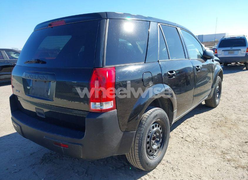 Photo 4 of 2005 Saturn Vue 4 CYL (VIN 5GZCZ33D35S828086)