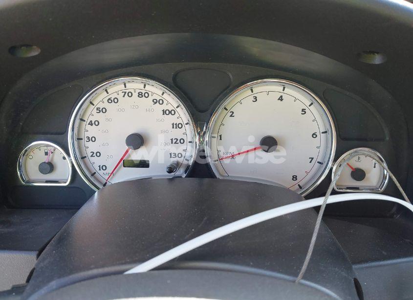 Photo 7 of 2005 Saturn Vue 4 CYL (VIN 5GZCZ33D35S828086)