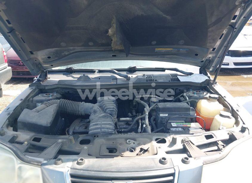 Photo 10 of 2007 Saturn Vue 4 CYL (VIN 5GZCZ33D37S860491)