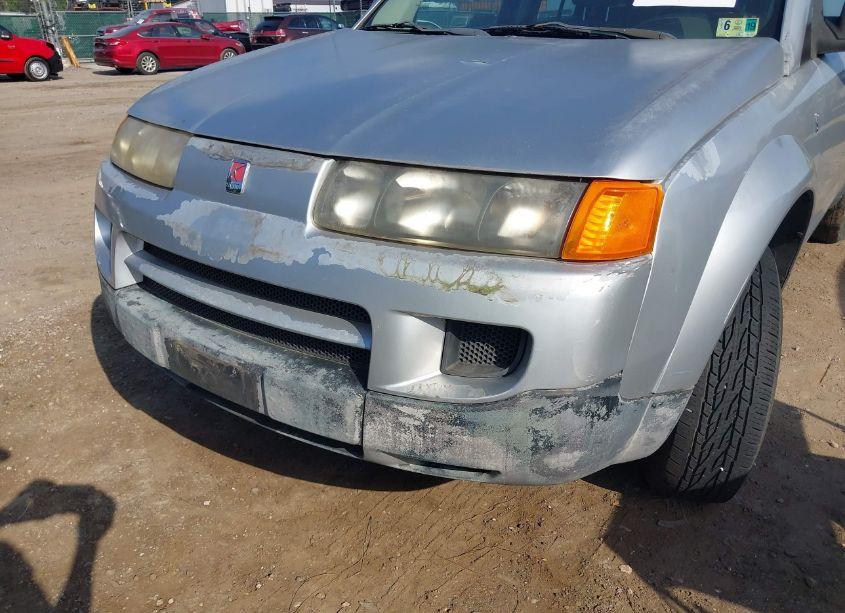 Photo 6 of 2003 Saturn Vue 4 CYL (VIN 5GZCZ33D43S904671)