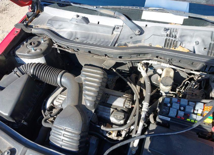 Photo 10 of 2006 Saturn Vue 4 CYL (VIN 5GZCZ33D46S851216)