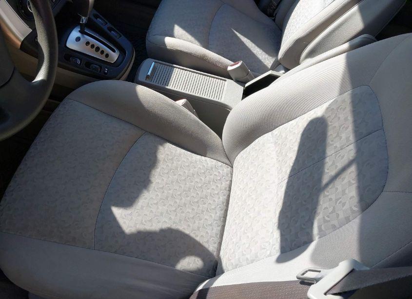 Photo 15 of 2006 Saturn Vue 4 CYL (VIN 5GZCZ33D46S851216)