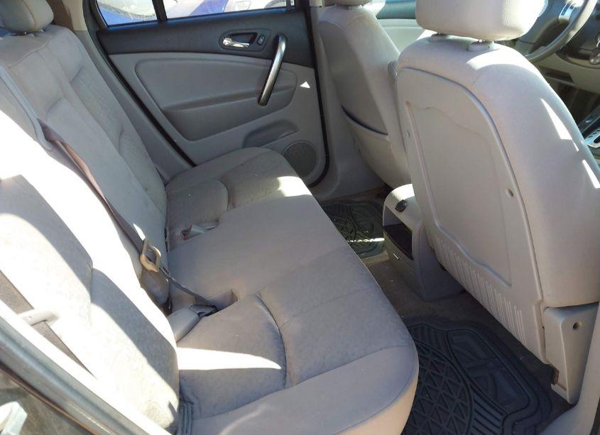 Photo 8 of 2006 Saturn Vue 4 CYL (VIN 5GZCZ33D46S851216)