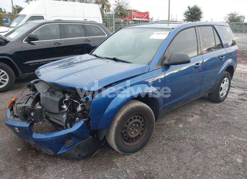 Photo 2 of 2005 Saturn Vue 4 CYL (VIN 5GZCZ33D55S826176)