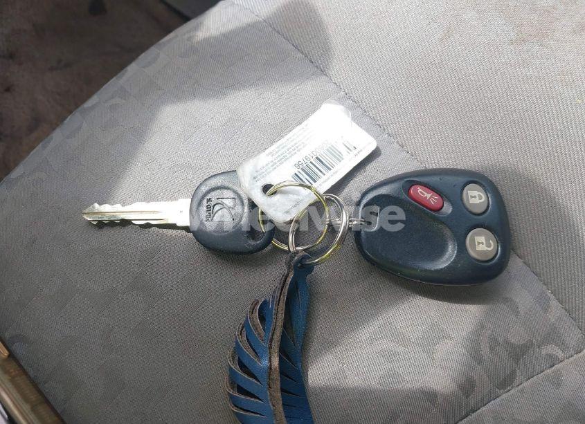 Photo 11 of 2005 Saturn Vue 4 CYL (VIN 5GZCZ33D55S853880)